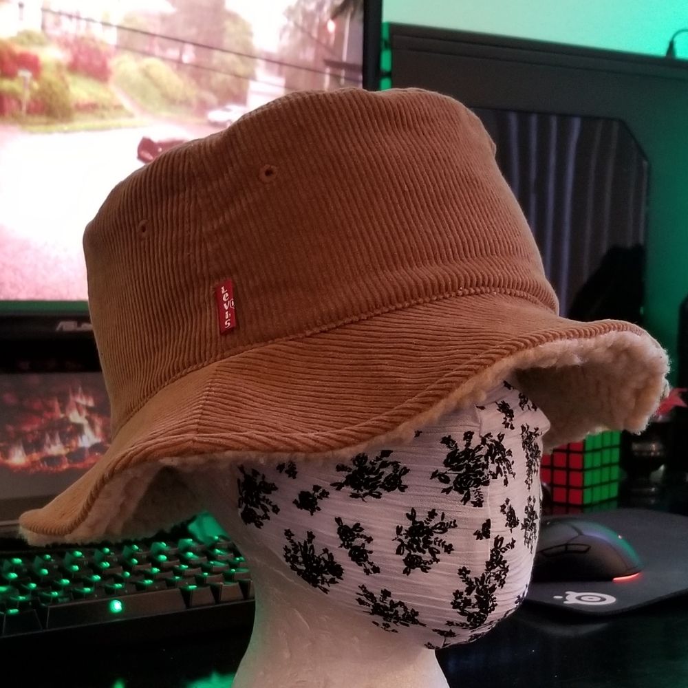 Levi's Corduroy/Sherpa Reversible Bucket Hat